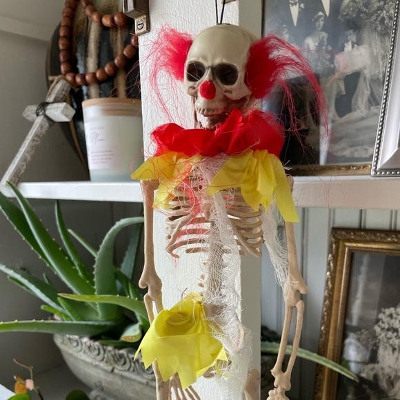 HALLOWEEN CREEPY CLOWN SKELETON - Picture 7 of 8